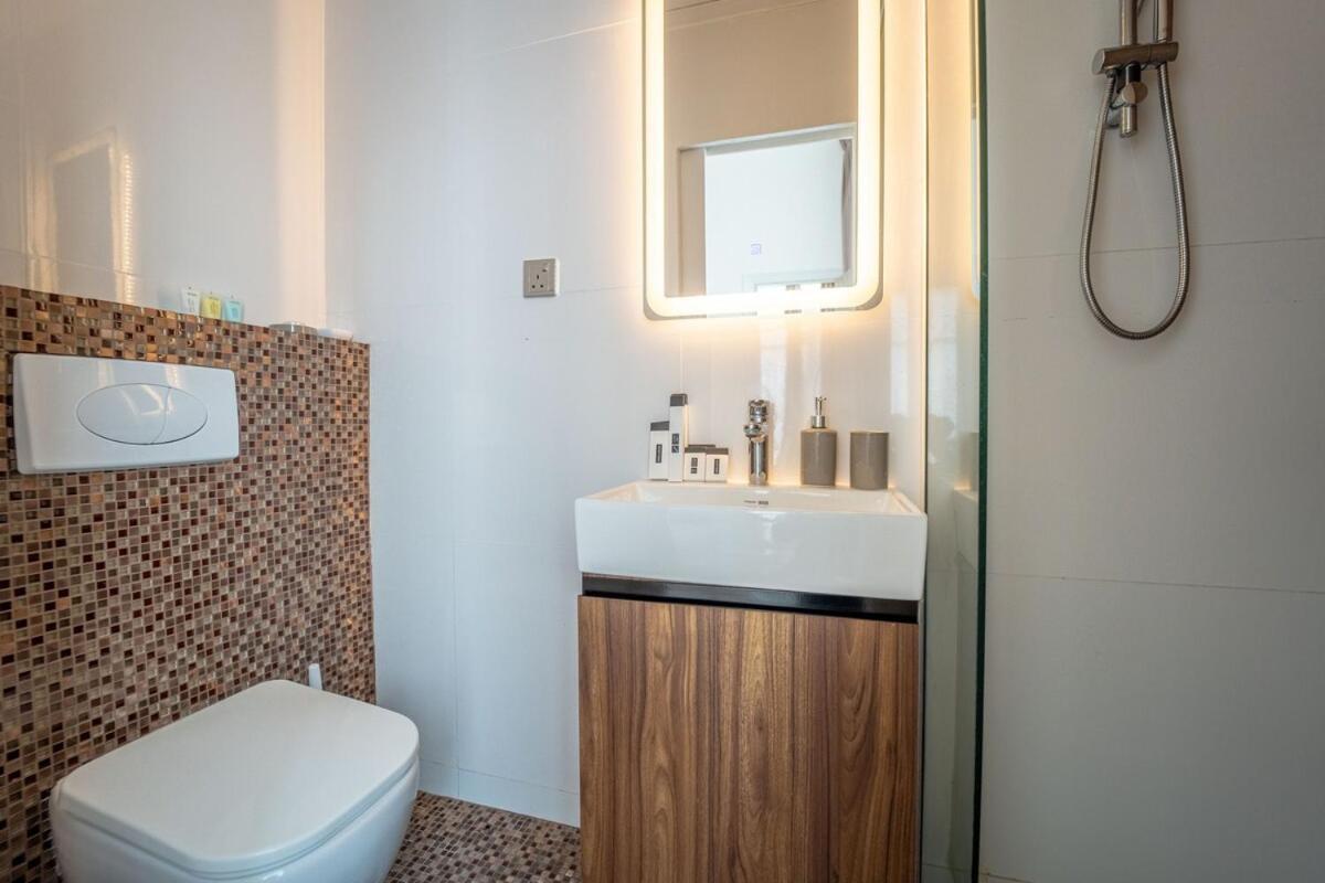 Aws Holiday Homes - Luxurious 2Br In Business Bay Dubai Exterior foto